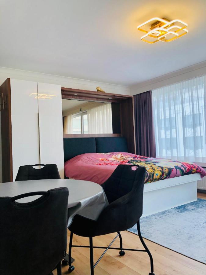Deluxe Studio Sun ออสเทนด์ ภายนอก รูปภาพ